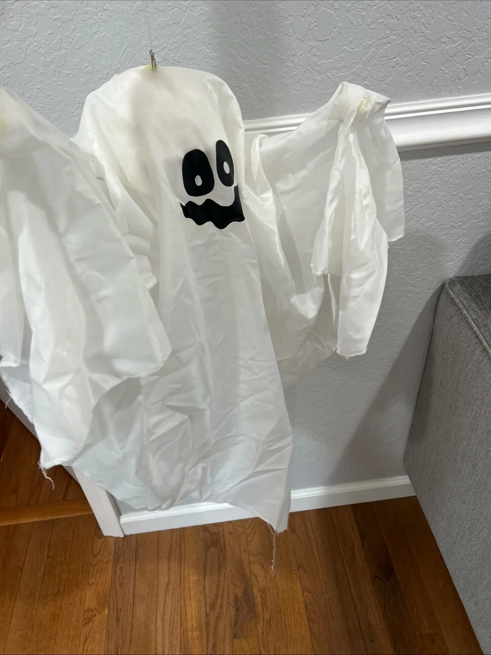 2004 Gemmy Floating Shrieking Ghost Decoration With Box WORKS
